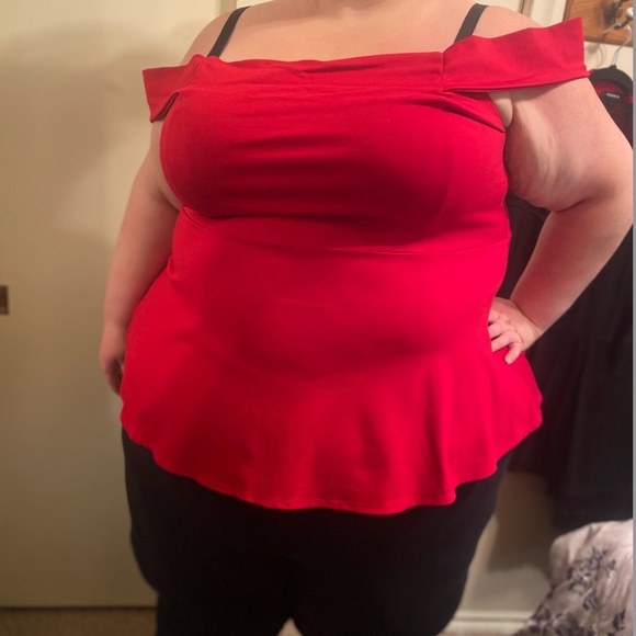 torrid NWT Plus-Size Off-Shoulder Top, Red, Size 4X - Picture 1 of 2